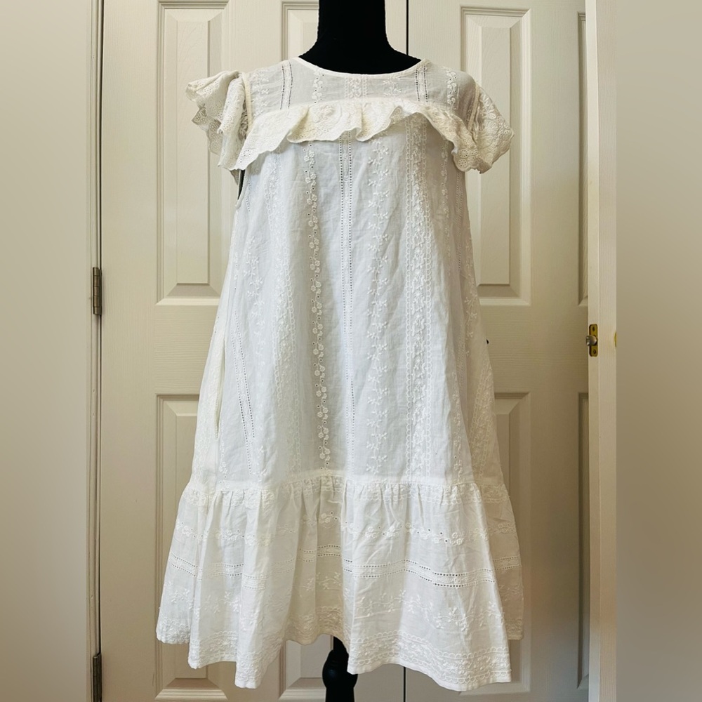 Ellison Off White Eyelet Lace Shift Dress Sz S NWT ⭐️